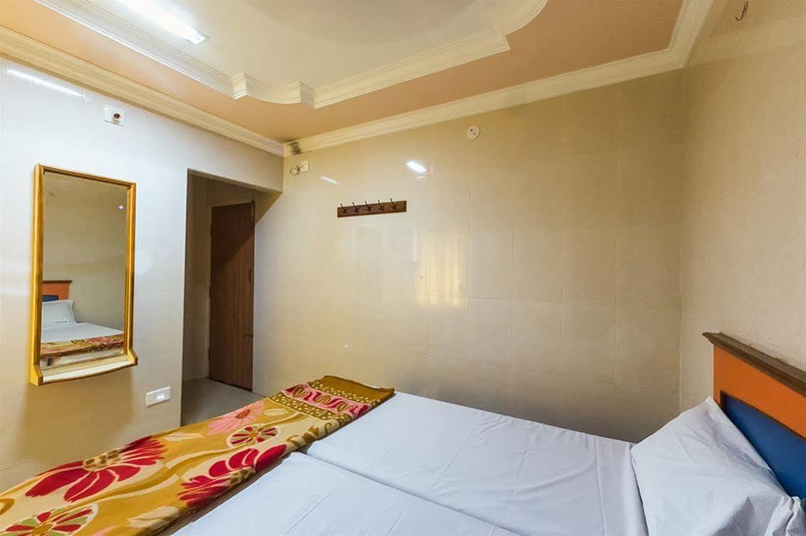 Kvr Deluxe Residency Villa Tirupati Kültér fotó